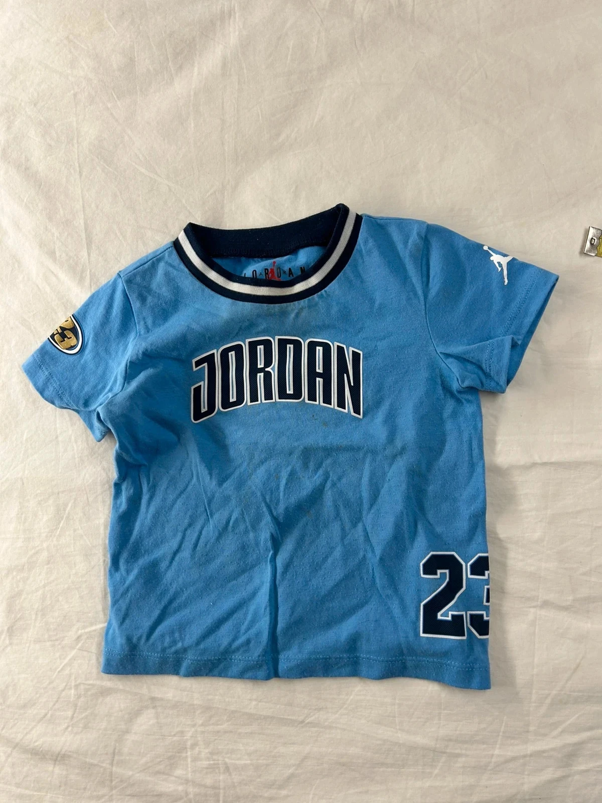 T-shirt bleu clair enfants Jordan 24 mois